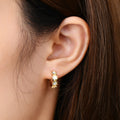 Daisy flower moissanite earring