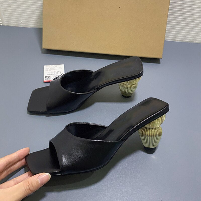 Summer New Women's Shoes Square Toe Open Toe Mid-Heel Patent Leather Sandals Shaped Thick Heel High-Heeled Slippers Designer Shoes