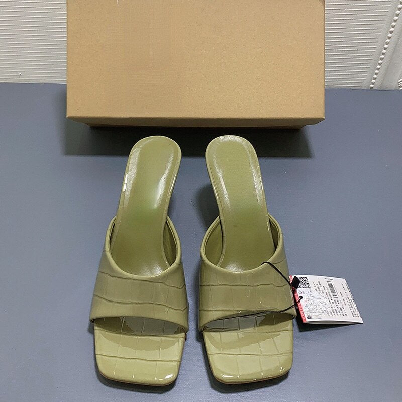 Summer New Women's Shoes Square Toe Open Toe Mid-Heel Patent Leather Sandals Shaped Thick Heel High-Heeled Slippers Designer Shoes