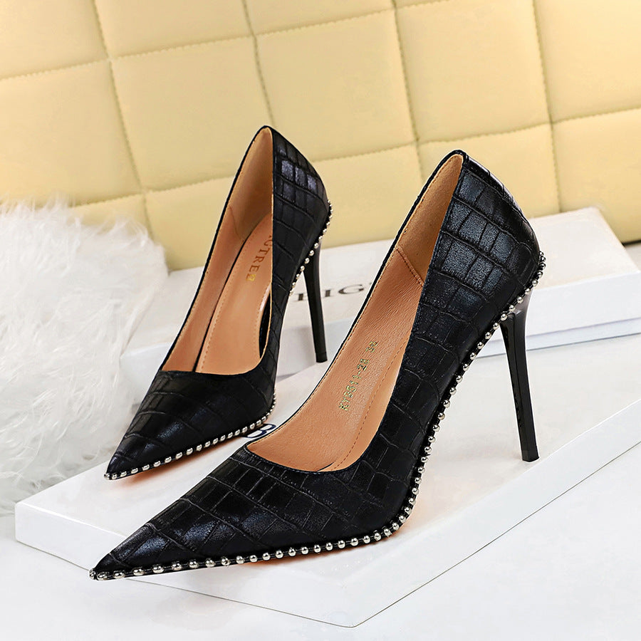 Vintage Stone Pattern High Heels Stiletto Shallow Mouth Pointed Metal Beads Rivets Women's Shoes