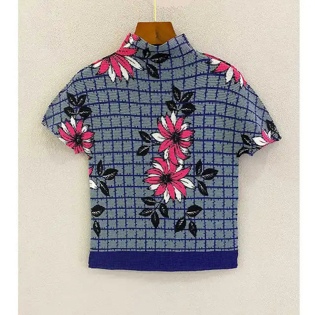 Thin pleated top short sleeved slim fit stretchy three bedroom printed casual T-shirt women's small shirt