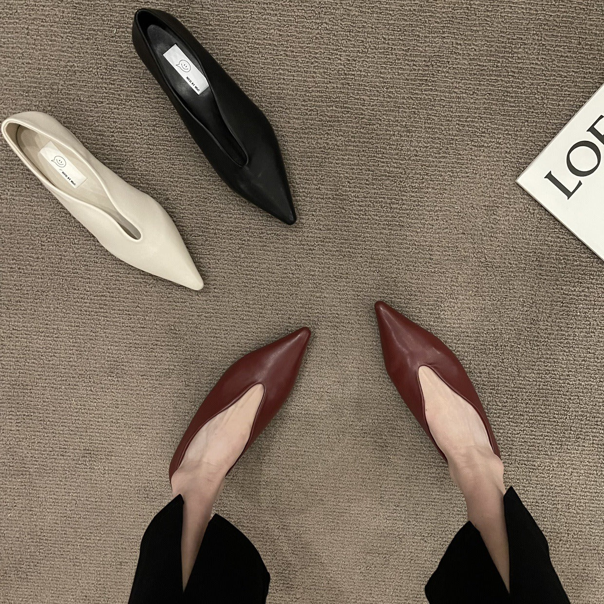 Niche French pointed-toe shallow-mouth single shoes, retro low-heeled slim wedding shoes, witch shoes
